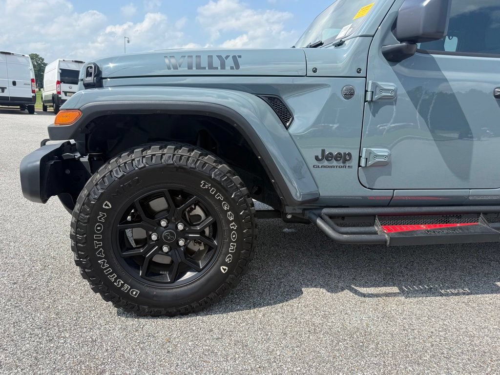 Used 2024 Jeep Gladiator Sport AWD/4WD image 21