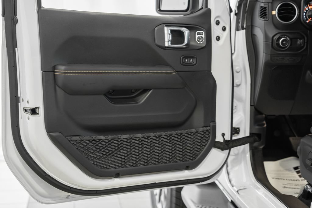 New 2026 Jeep Wrangler Unlimited Sahara AWD/4WD image 39
