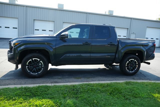 Used 2026 Toyota Tacoma TRD Sport AWD/4WD image 8