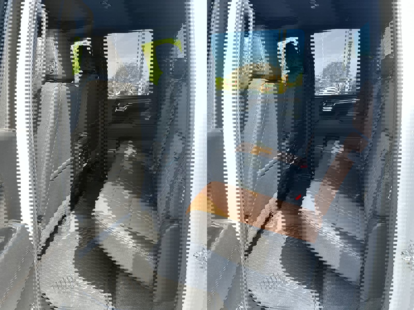 Certified 2026 Chevrolet Silverado 2500 High Country w/ Technology Package AWD/4WD image 31