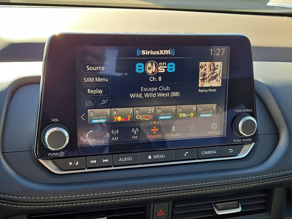 Used 2023 Nissan Rogue SV image 26