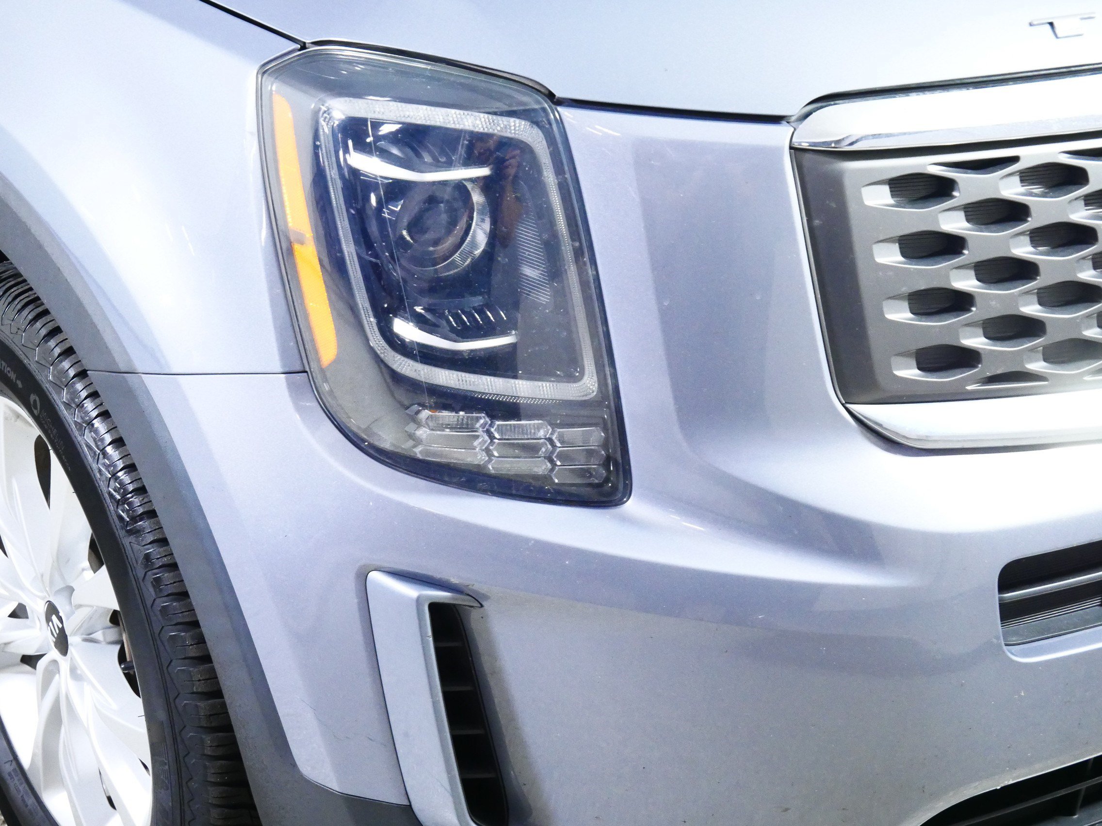 Used 2021 Kia Telluride LX AWD/4WD image 16