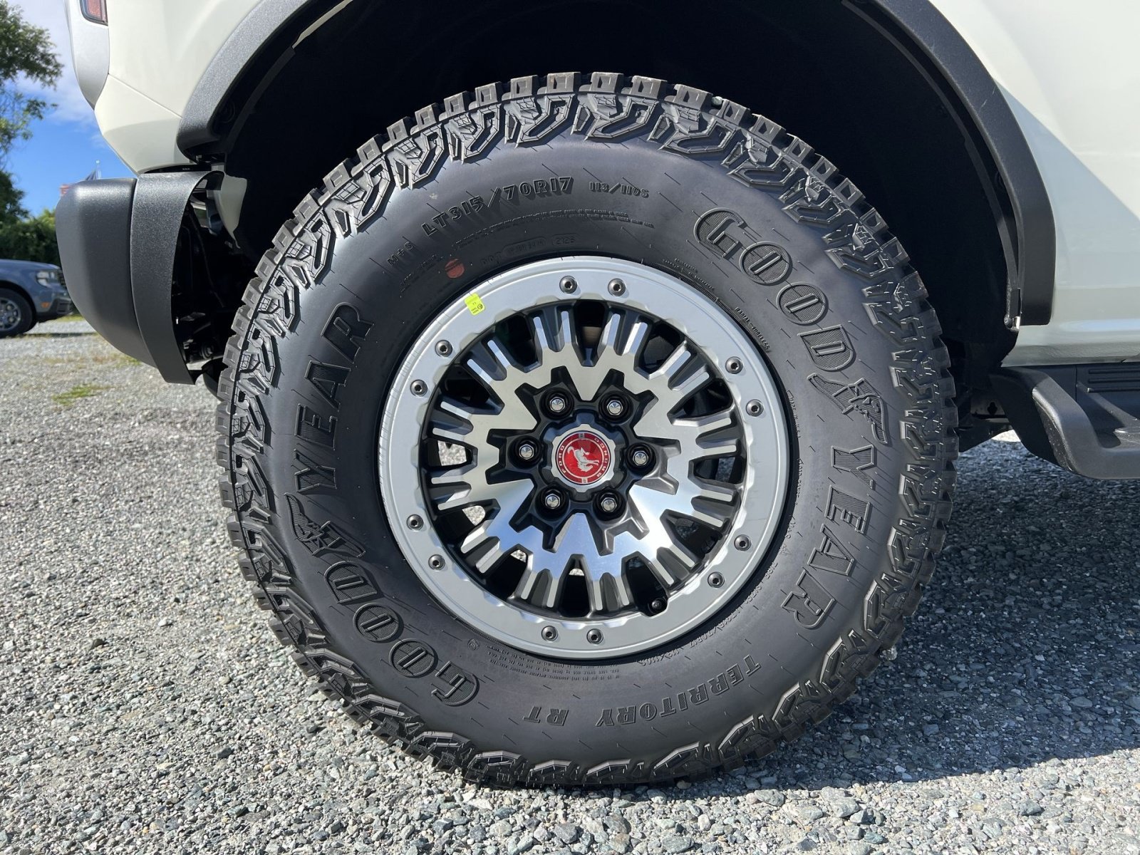 New 2026 Ford Bronco Outer Banks w/ Sasquatch Package AWD/4WD image 12