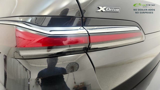 Used 2026 BMW 740i xDrive AWD/4WD image 27