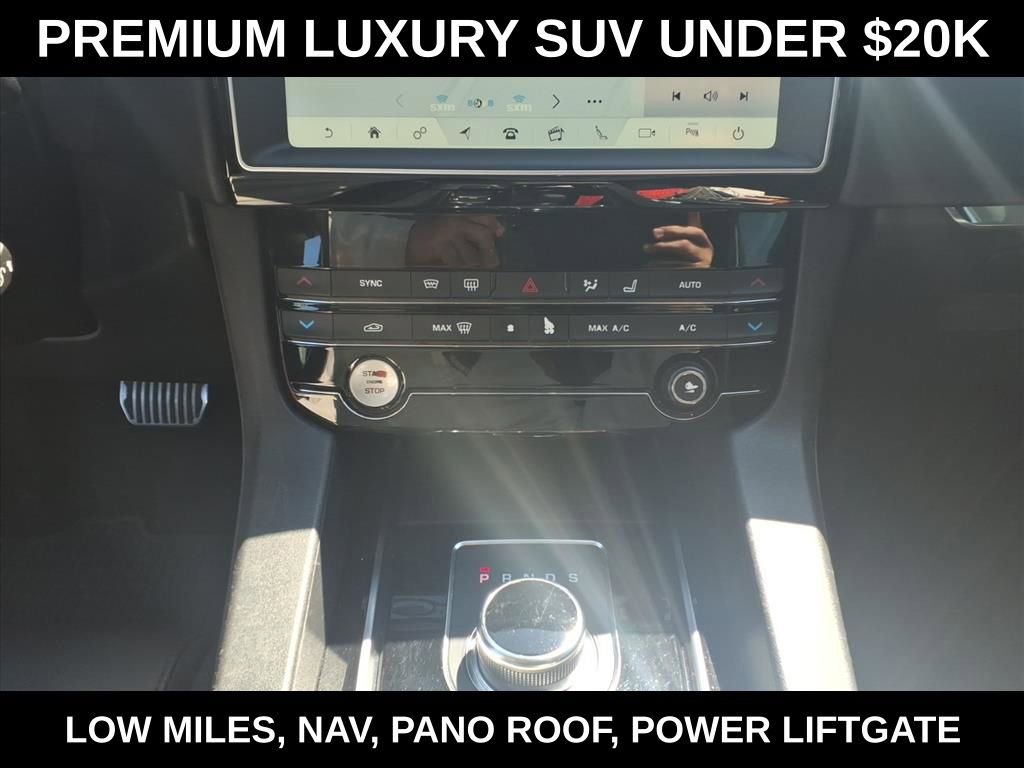 Used 2019 Jaguar F-PACE Premium image 23