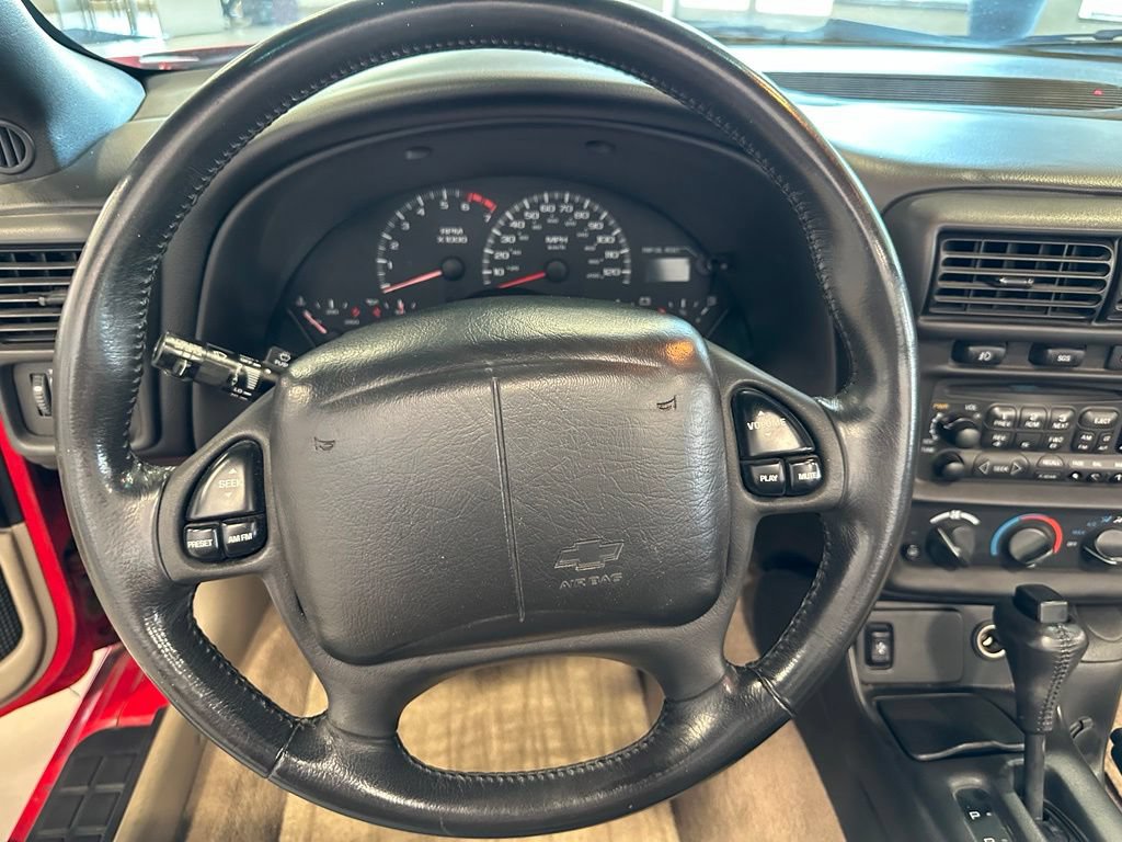 Used 2001 Chevrolet Camaro LT w/ Sport Appearance Pkg RWD image 18