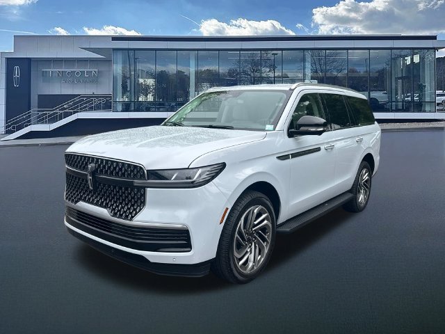 New 2026 Lincoln Navigator Premiere AWD/4WD image 3