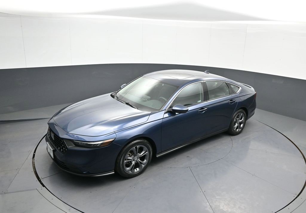 Certified 2023 Honda Accord EX image 34