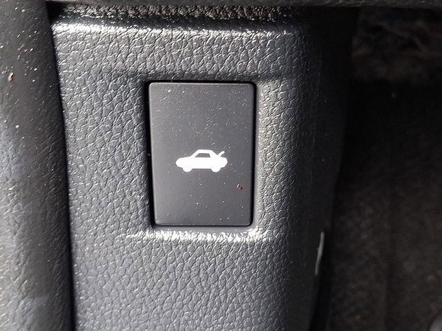 Used 2024 Honda Accord EX image 23
