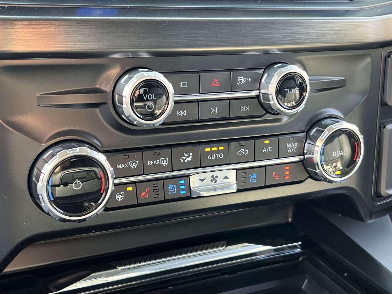 New 2026 Ford F250 Lariat w/ Lariat Premium Package AWD/4WD image 29