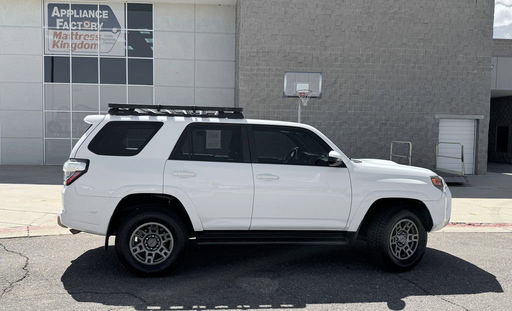 Used 2019 Toyota 4Runner TRD Off-Road AWD/4WD image 5