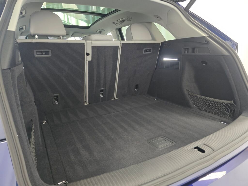 Certified 2025 Audi Q5 2.0T Premium Plus image 22