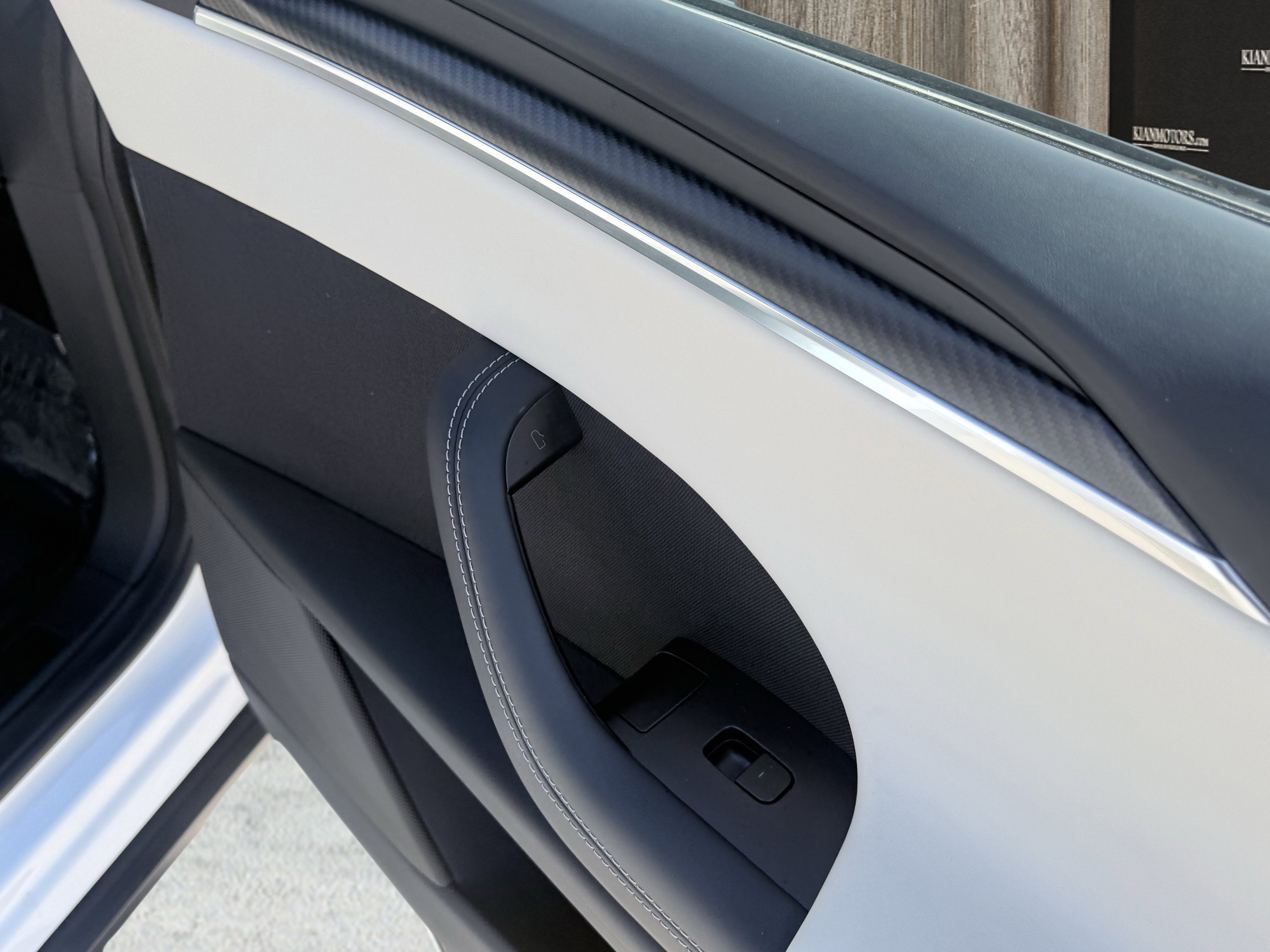 Used 2022 Tesla Model X Plaid image 63