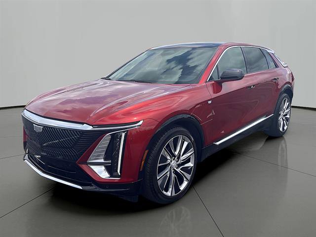 Certified 2025 Cadillac Lyriq Luxury w/ LPO, Floor Liner Package AWD/4WD image 1