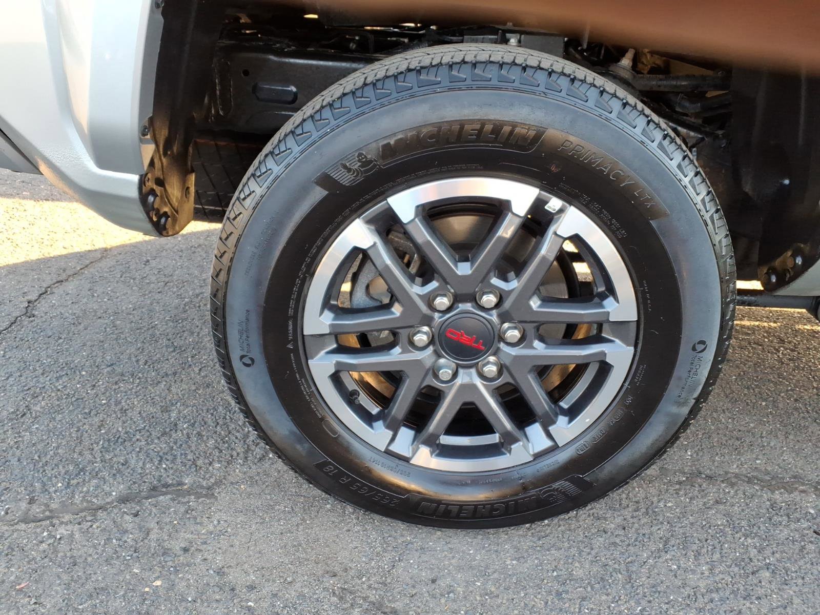 Certified 2024 Toyota Tacoma TRD Sport w/ TRD Sport Premium Package AWD/4WD image 12