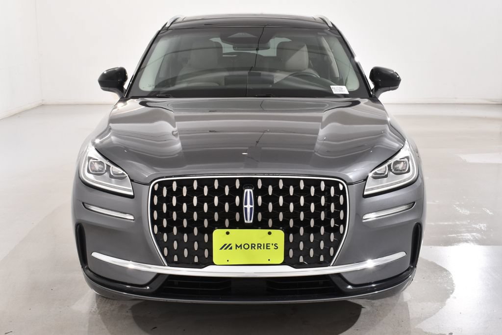 Used 2024 Lincoln Corsair Grand Touring AWD/4WD image 3