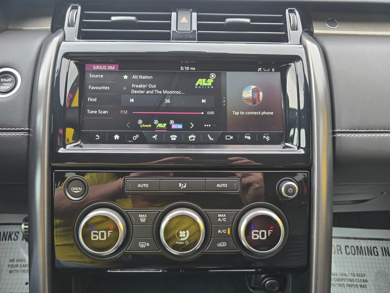 Used 2019 Land Rover Discovery HSE AWD/4WD image 7