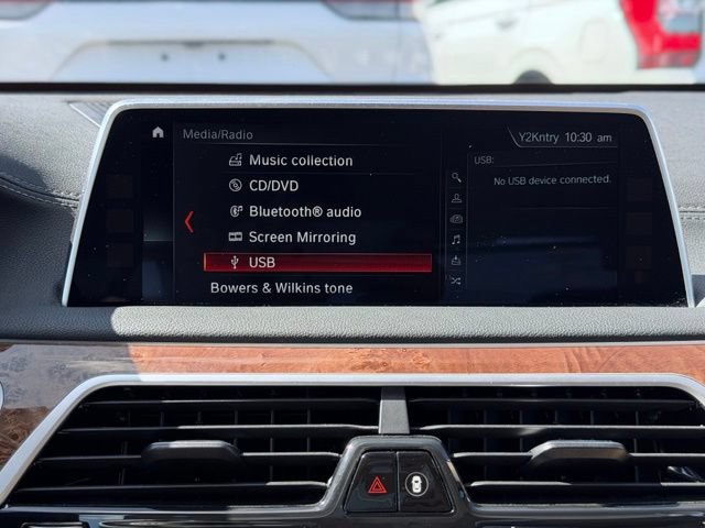 Used 2018 BMW 750i RWD image 50