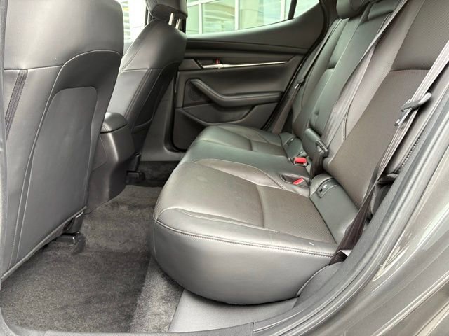 Used 2022 MAZDA MAZDA3 s image 15
