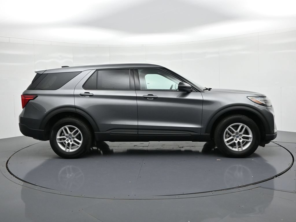 New 2026 Ford Explorer Active AWD/4WD image 5
