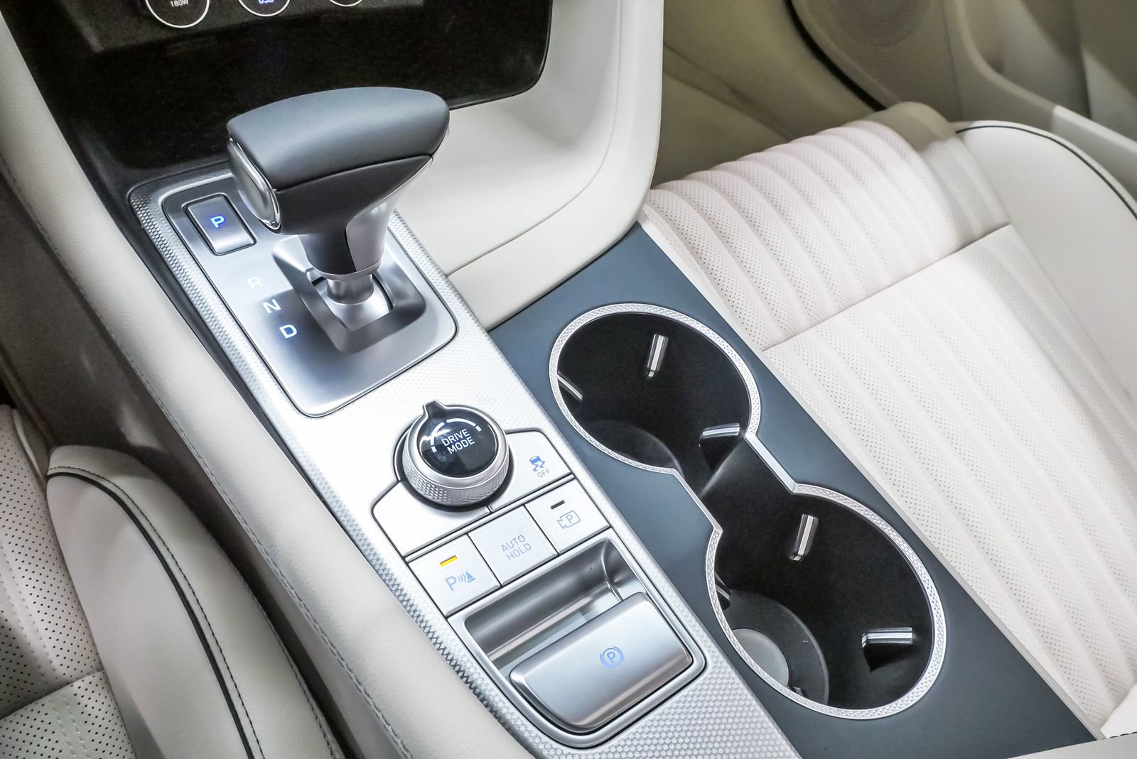 Certified 2026 Genesis G70 2.5T Prestige image 18