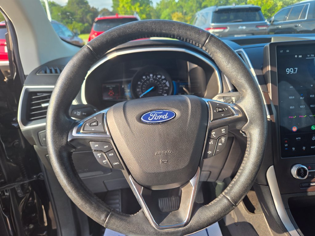 Used 2021 Ford Edge SEL w/ Convenience Package AWD/4WD image 10
