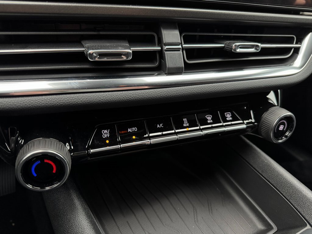 New 2026 Chevrolet Equinox EV LT image 23