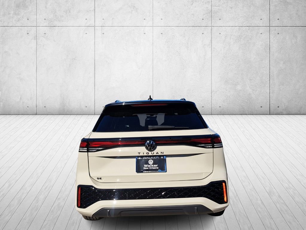 New 2026 Volkswagen Tiguan SE R-Line image 5