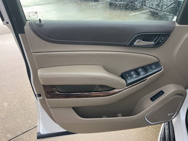 Used 2020 GMC Yukon XL SLT w/ Premium Edition image 14