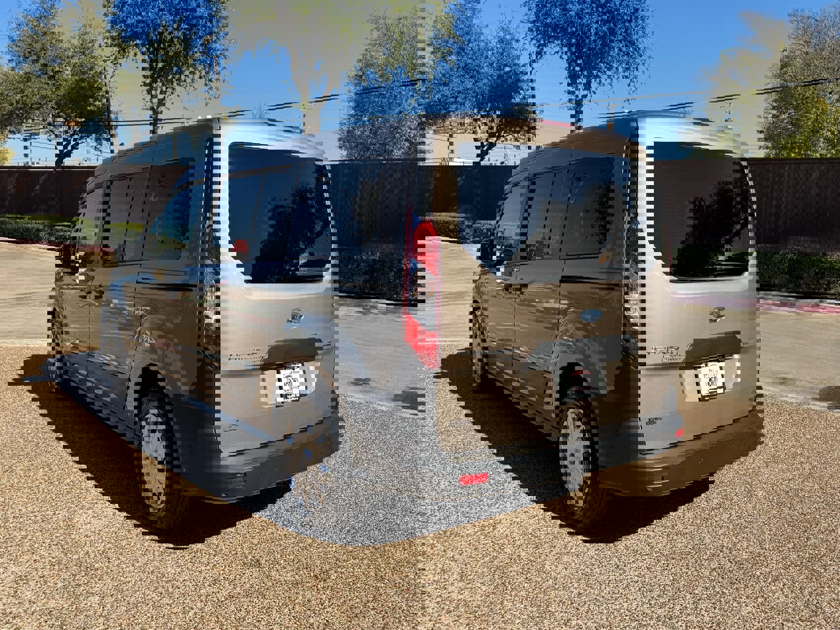 Used 2019 Ford Transit Connect XL image 10