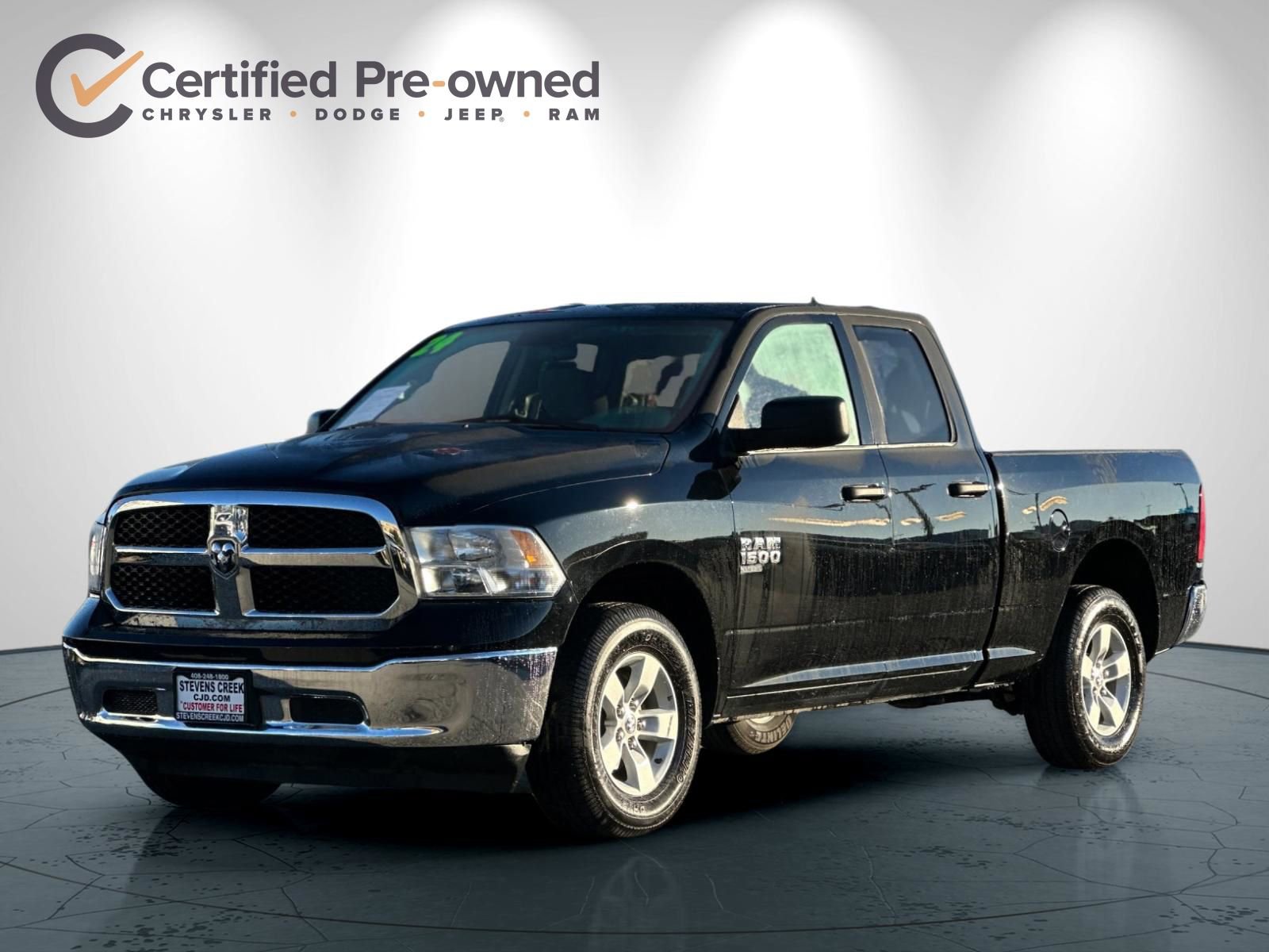 Used 2024 RAM 1500 Classic SLT image 8