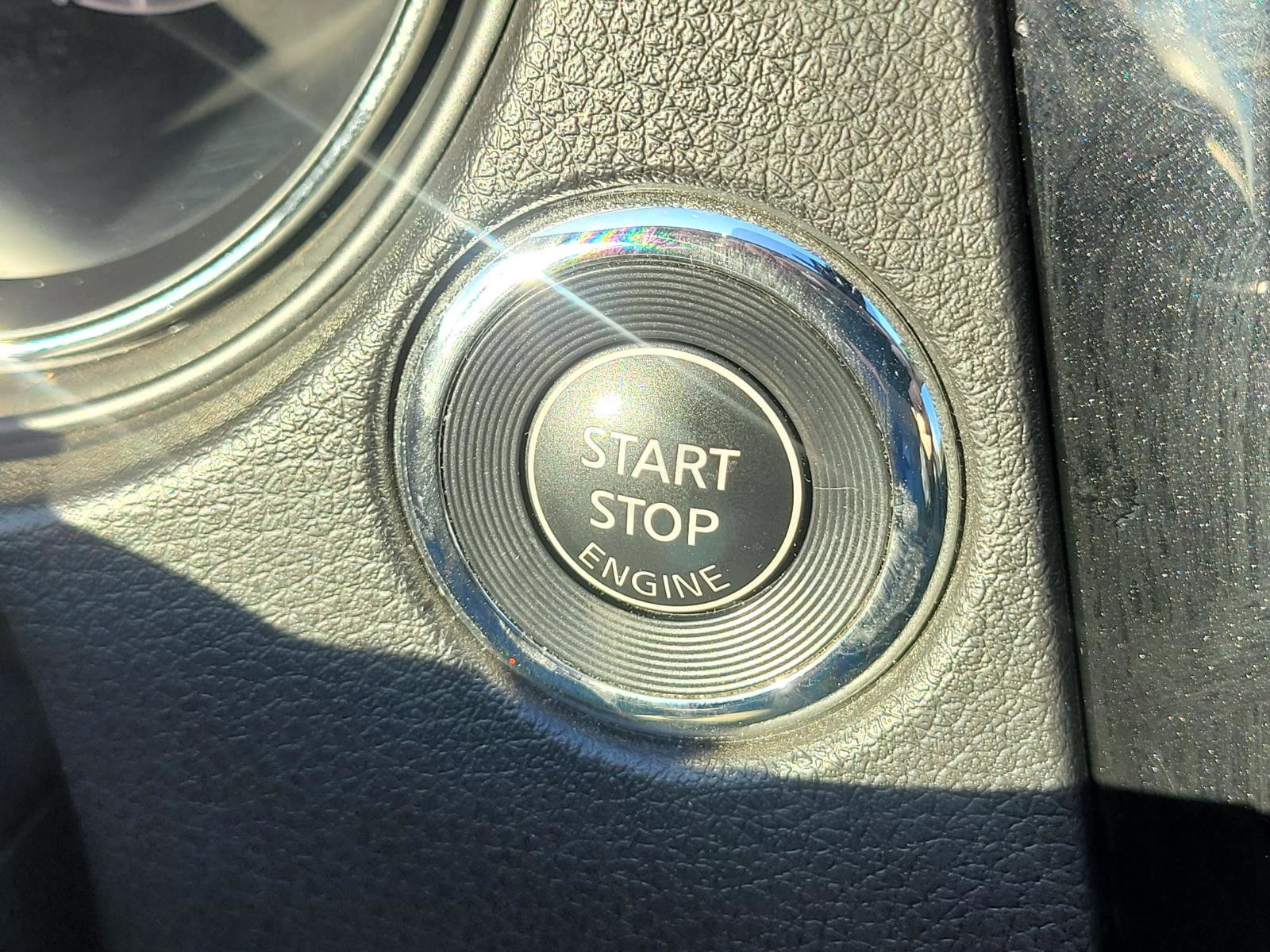 Used 2017 Nissan Rogue Sport SL w/ SL Premium Package image 30