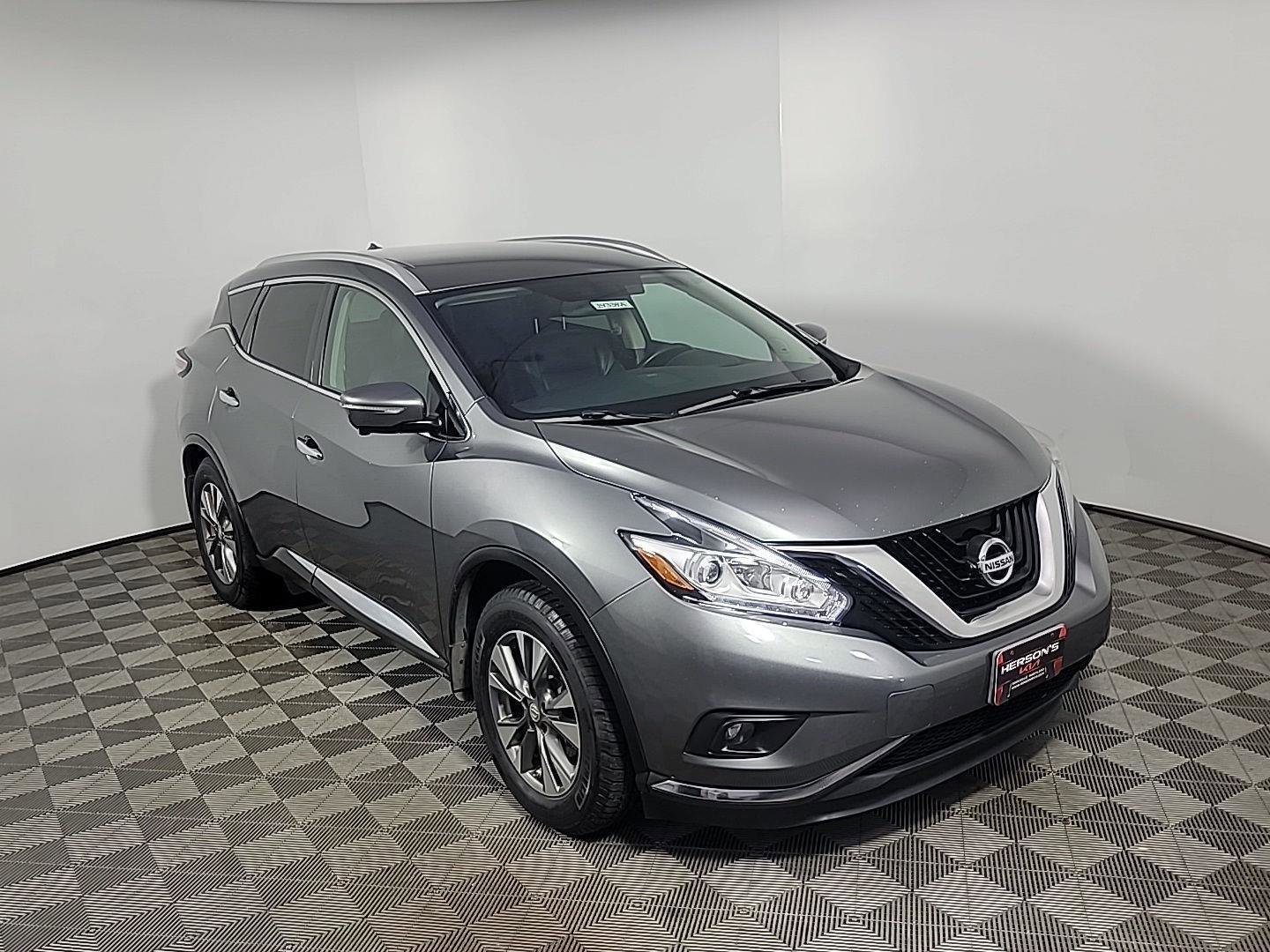 Used 2015 Nissan Murano SL w/ Cargo Package image 2