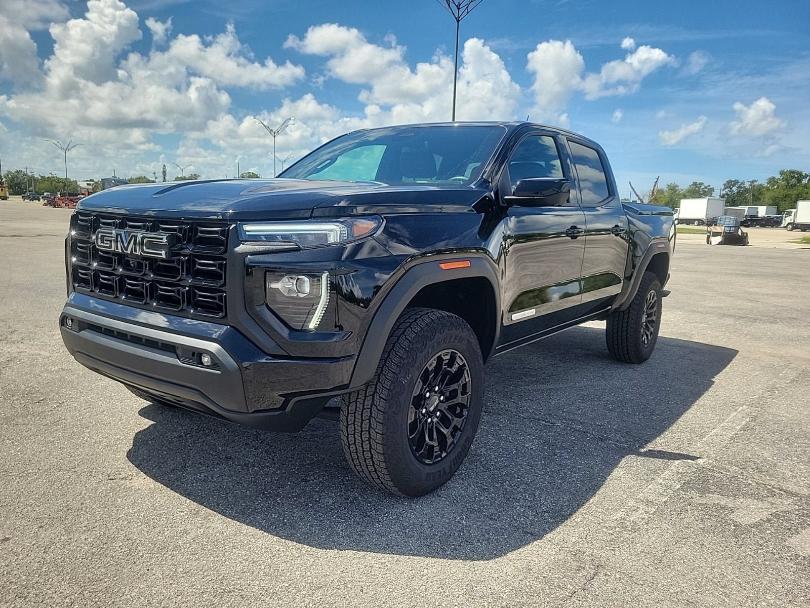 Used 2026 GMC Canyon Elevation w/ Convenience Package RWD image 2