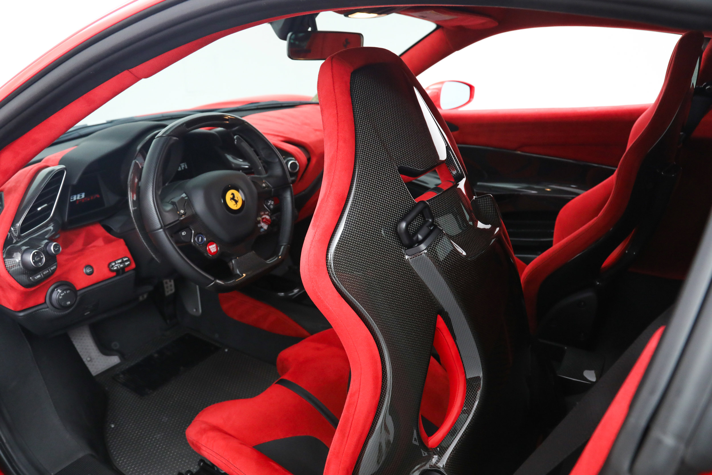Used 2019 Ferrari 488 Pista Coupe image 26
