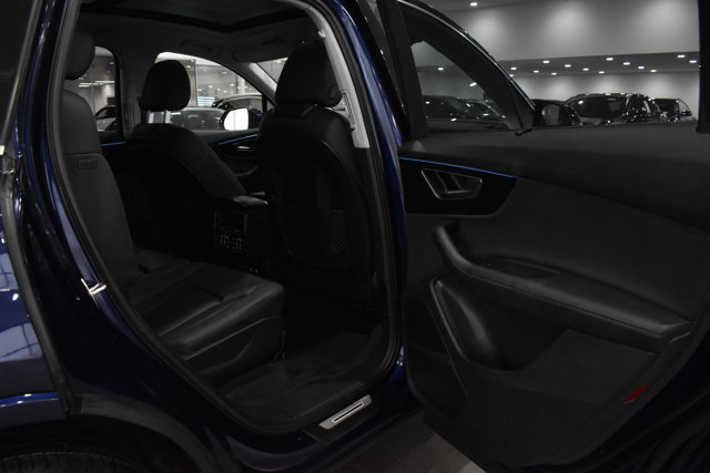 Used 2023 Audi Q7 3.0T Prestige image 30