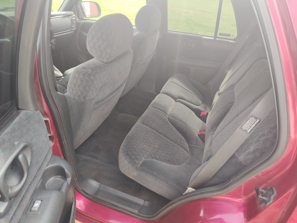 Used 2000 GMC Jimmy SLE AWD/4WD image 6