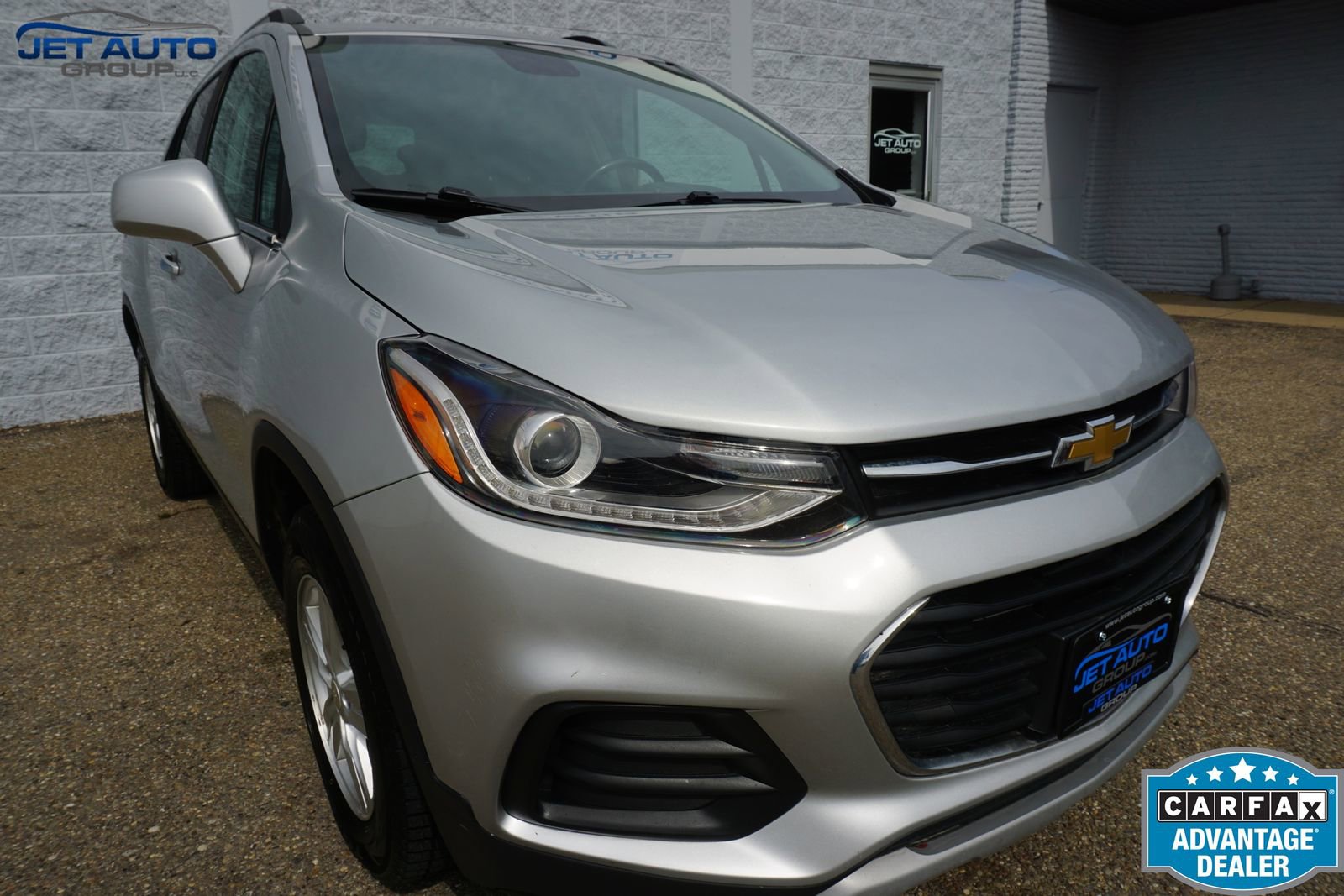Used 2020 Chevrolet Trax LT w/ LT Convenience Package image 7