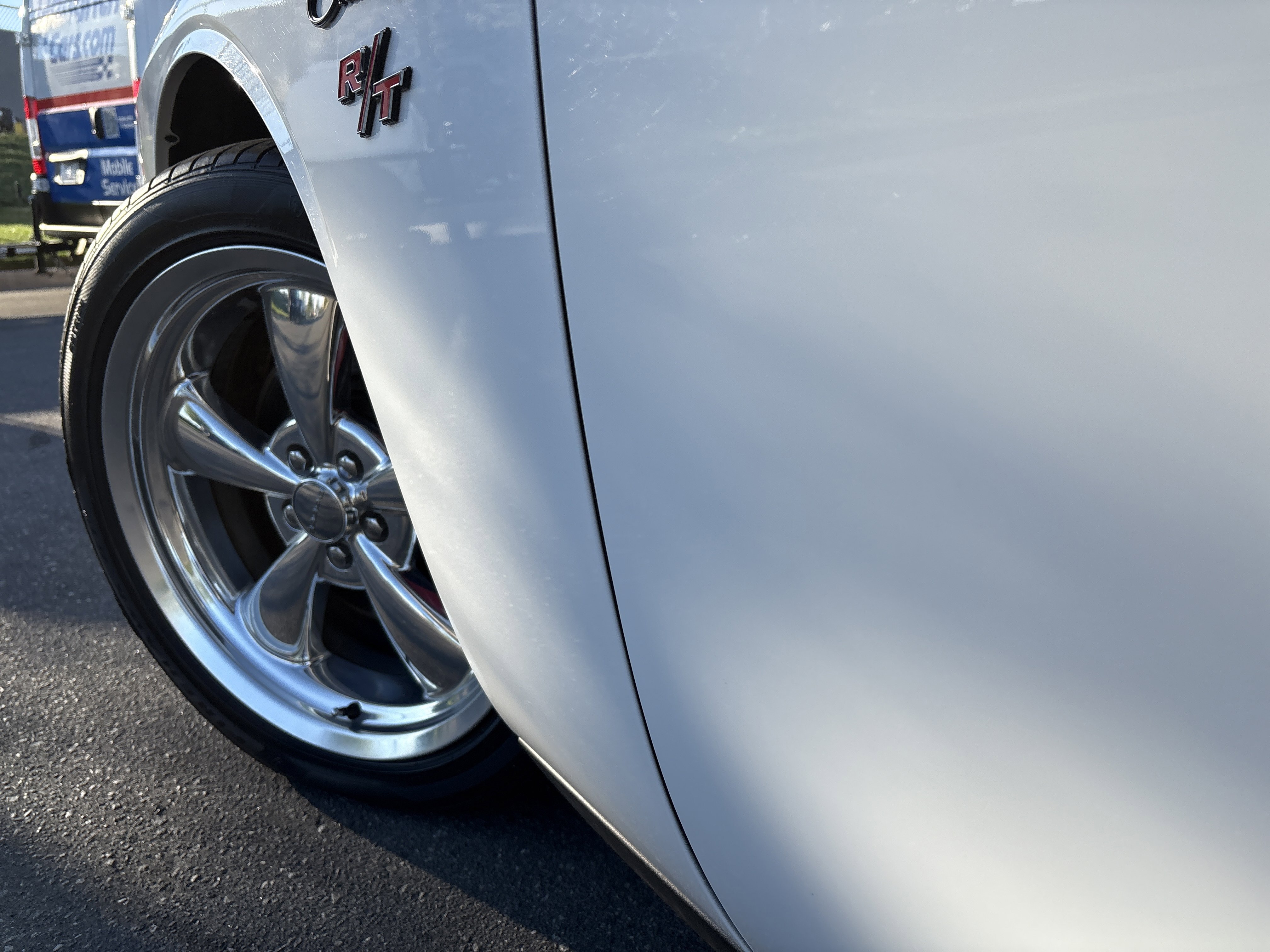 Used 2013 Dodge Challenger R/T image 12