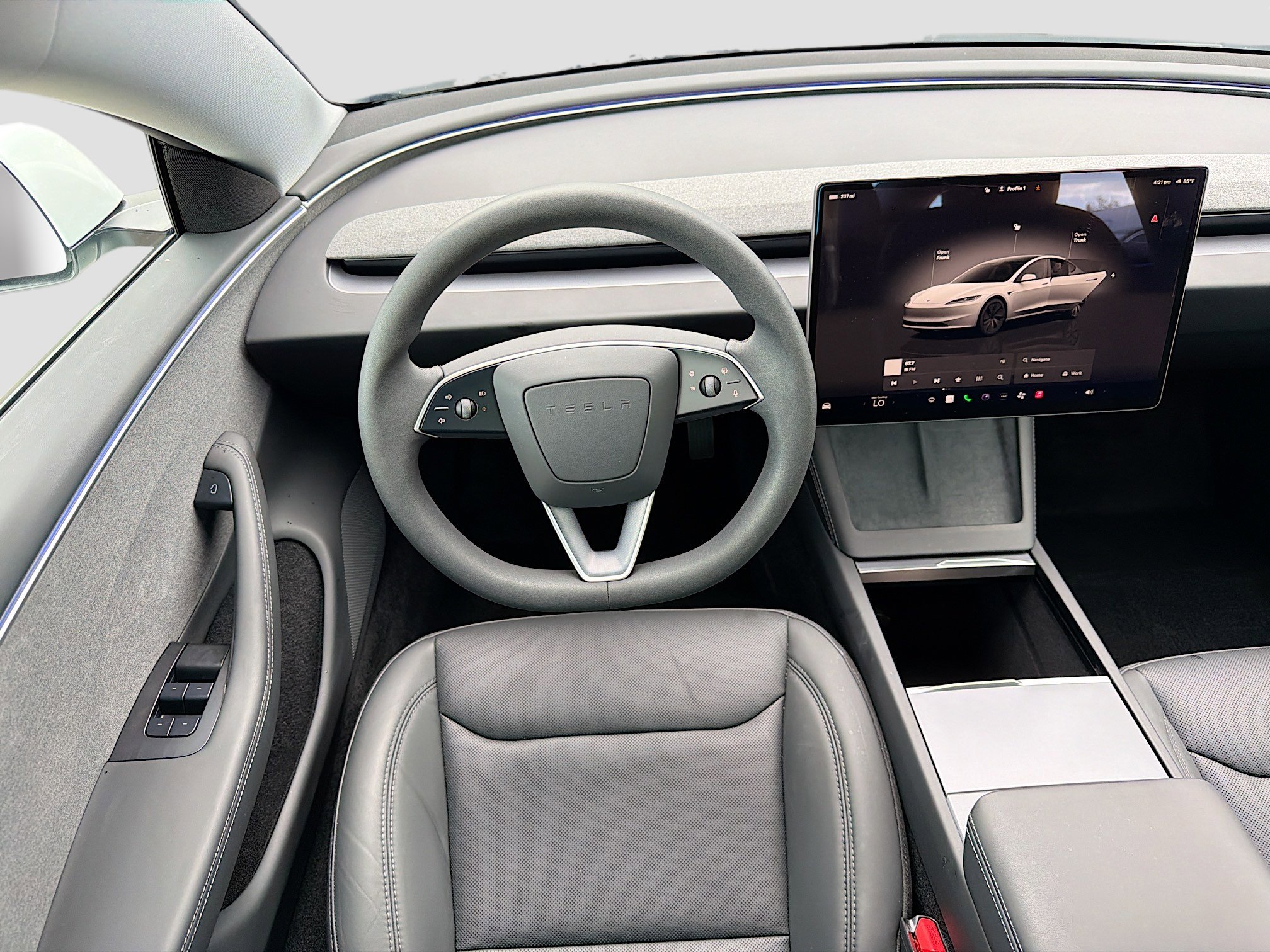 Used 2024 Tesla Model 3 Standard Range image 17