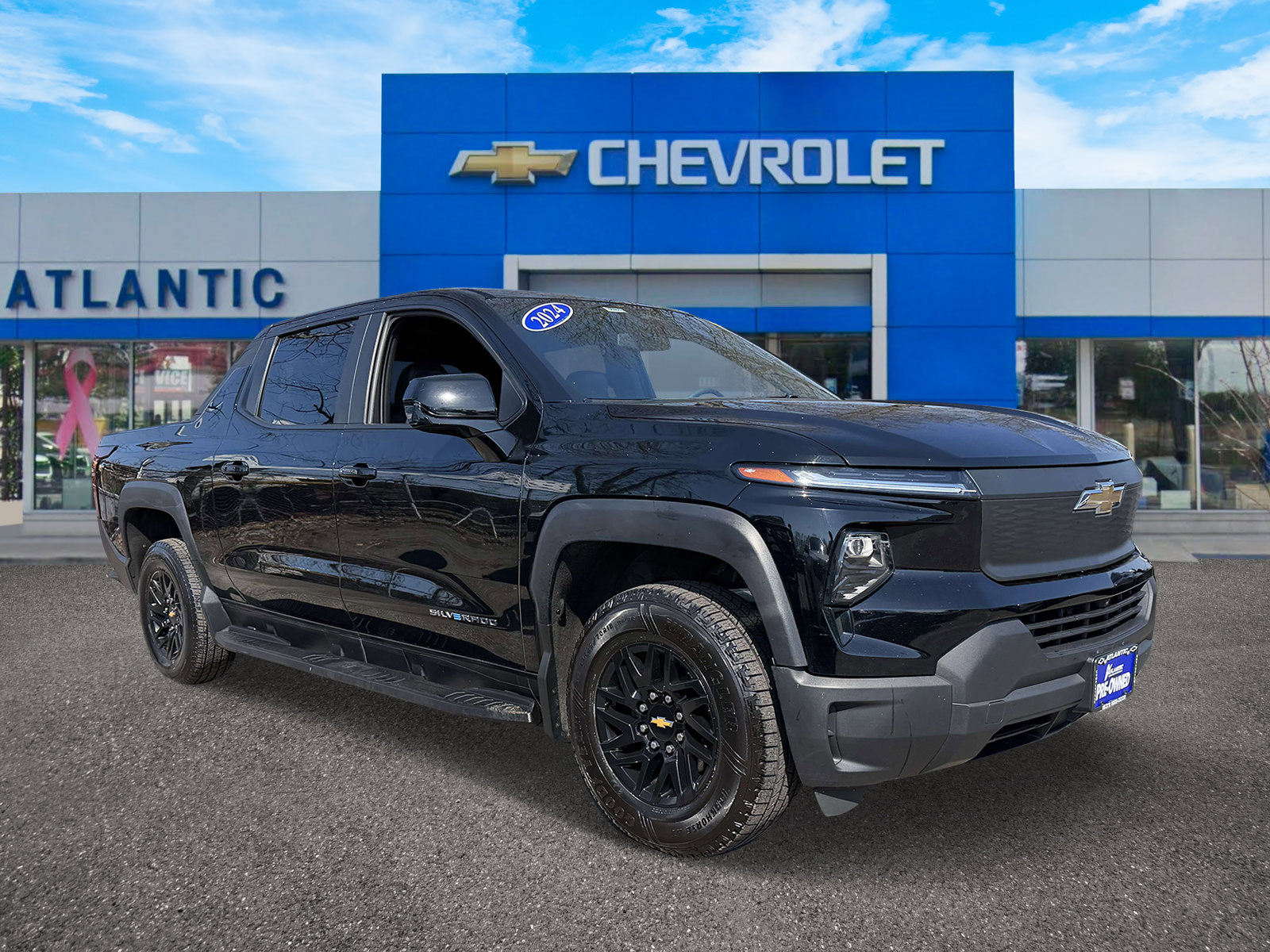 Used 2024 Chevrolet Silverado EV W/T image 2