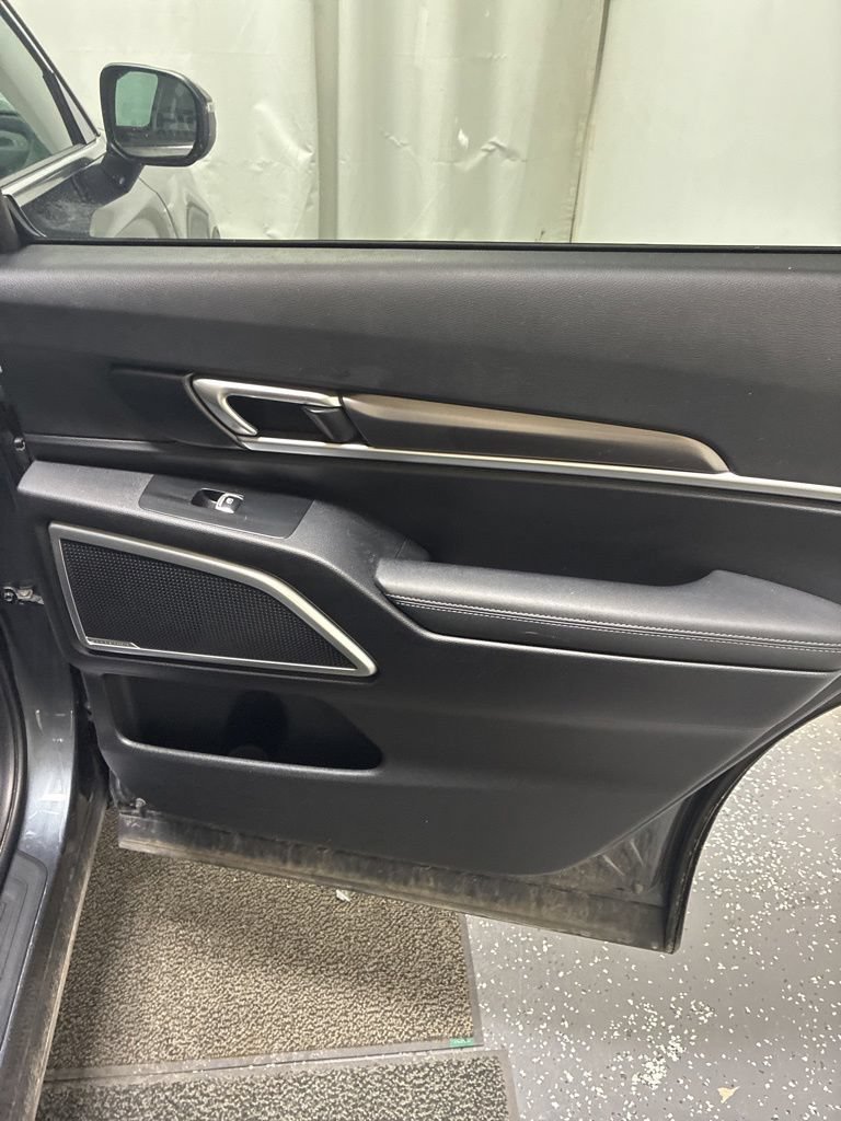 Used 2023 Kia Telluride S w/ S Sunroof Package AWD/4WD image 29