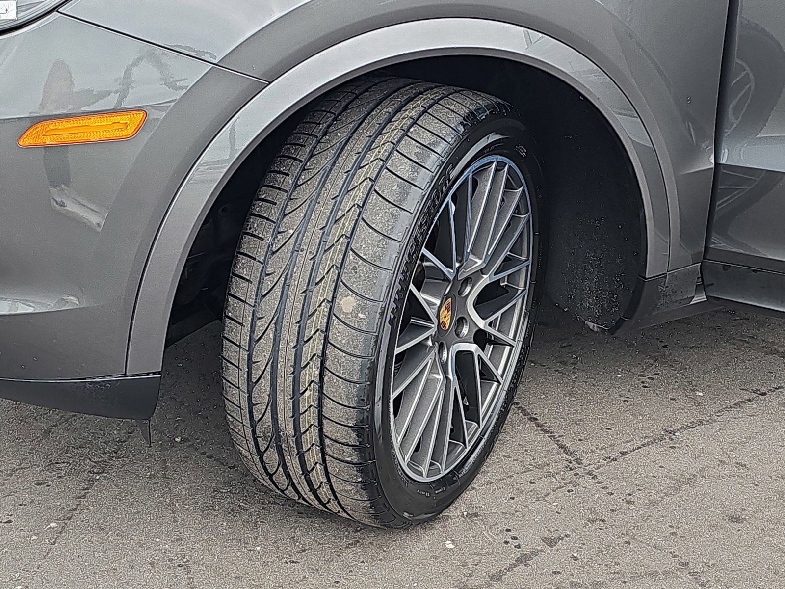 Used 2020 Porsche Cayenne AWD/4WD image 34