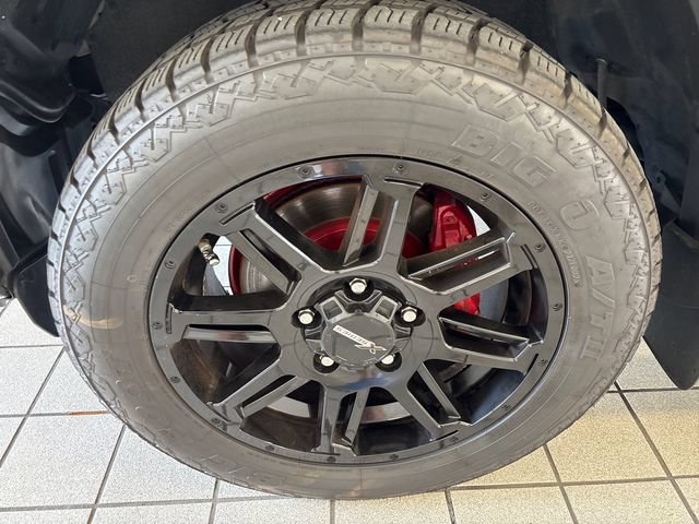 Used 2021 Toyota Tundra SR5 w/ SR5 Leather Package RWD image 5