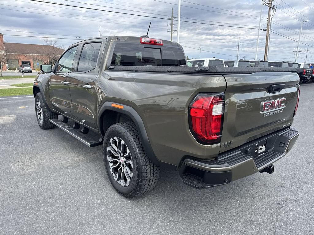 Used 2024 GMC Canyon Denali image 6