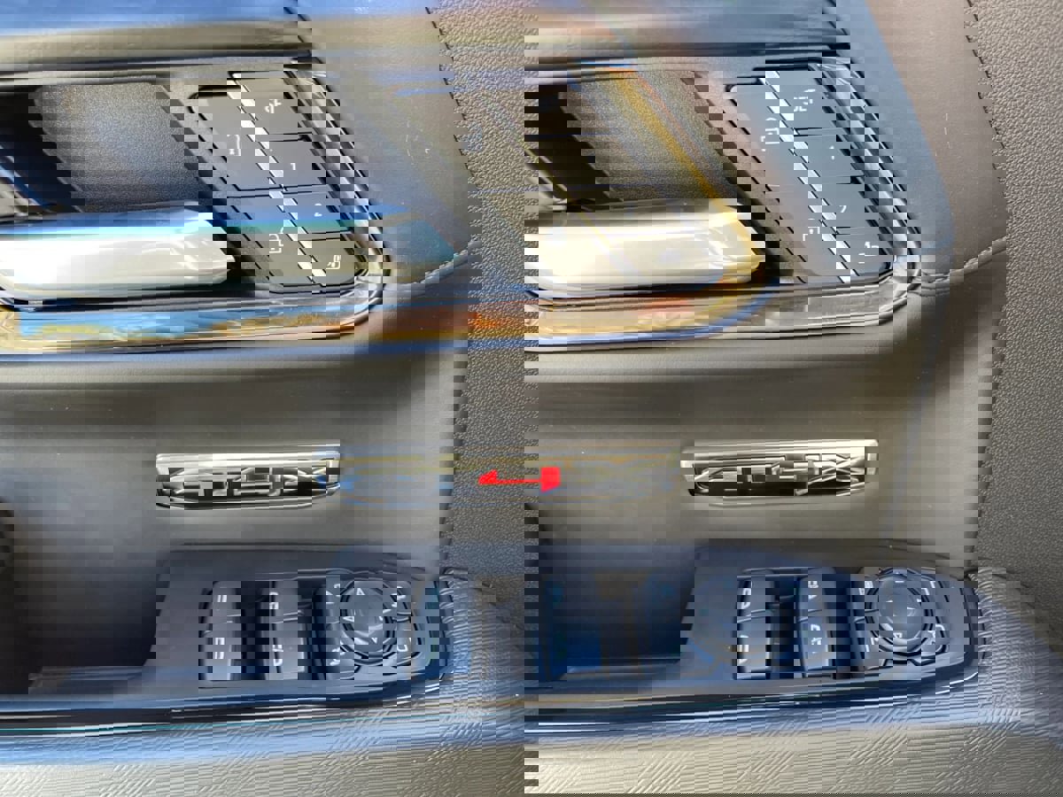 Used 2025 GMC Sierra 1500 AT4X image 13