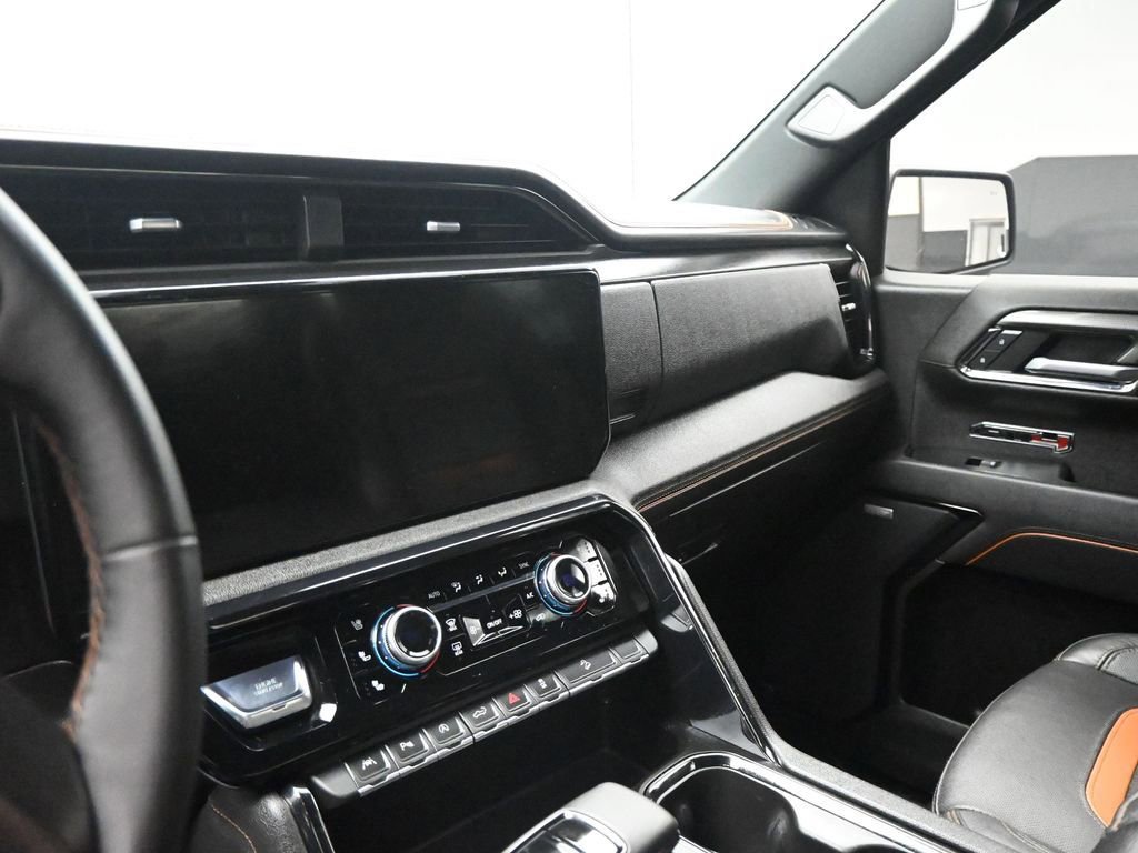 Used 2024 GMC Sierra 1500 AT4 w/ Technology Package image 14