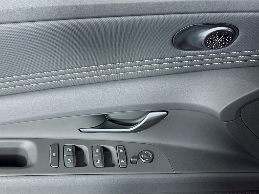New 2026 Hyundai Elantra Sport w/ Cargo Package image 18