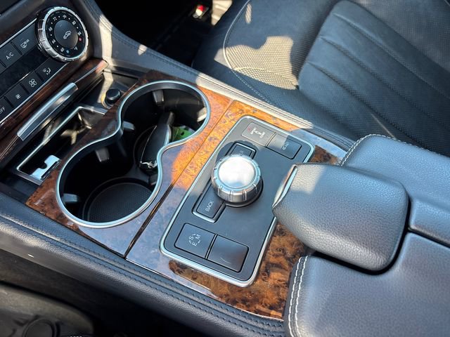 Used 2014 Mercedes-Benz CLS 550 4MATIC w/ Premium 1 Package image 27