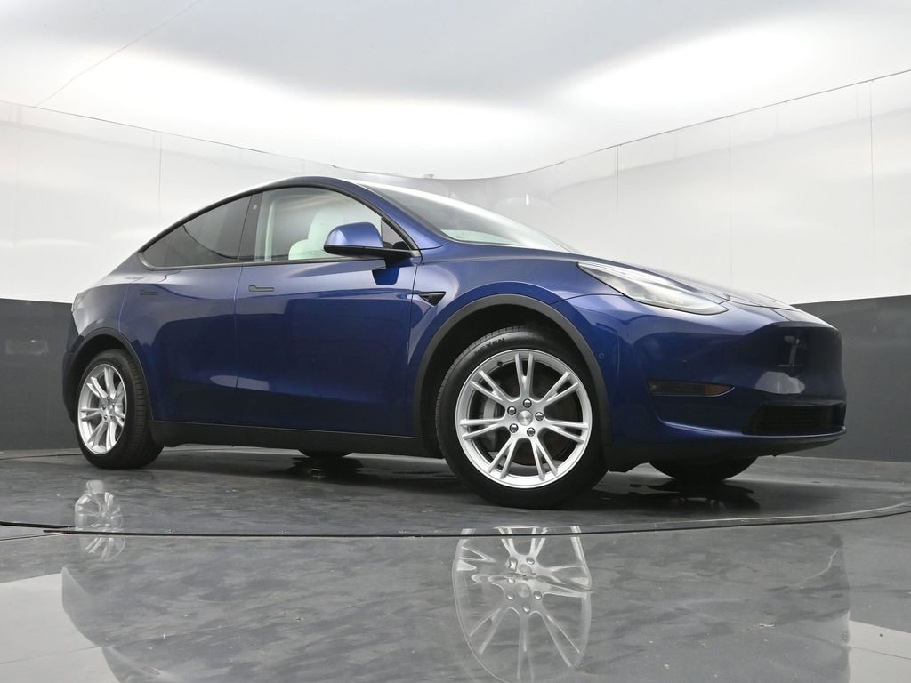 Used 2021 Tesla Model Y Long Range AWD/4WD image 22